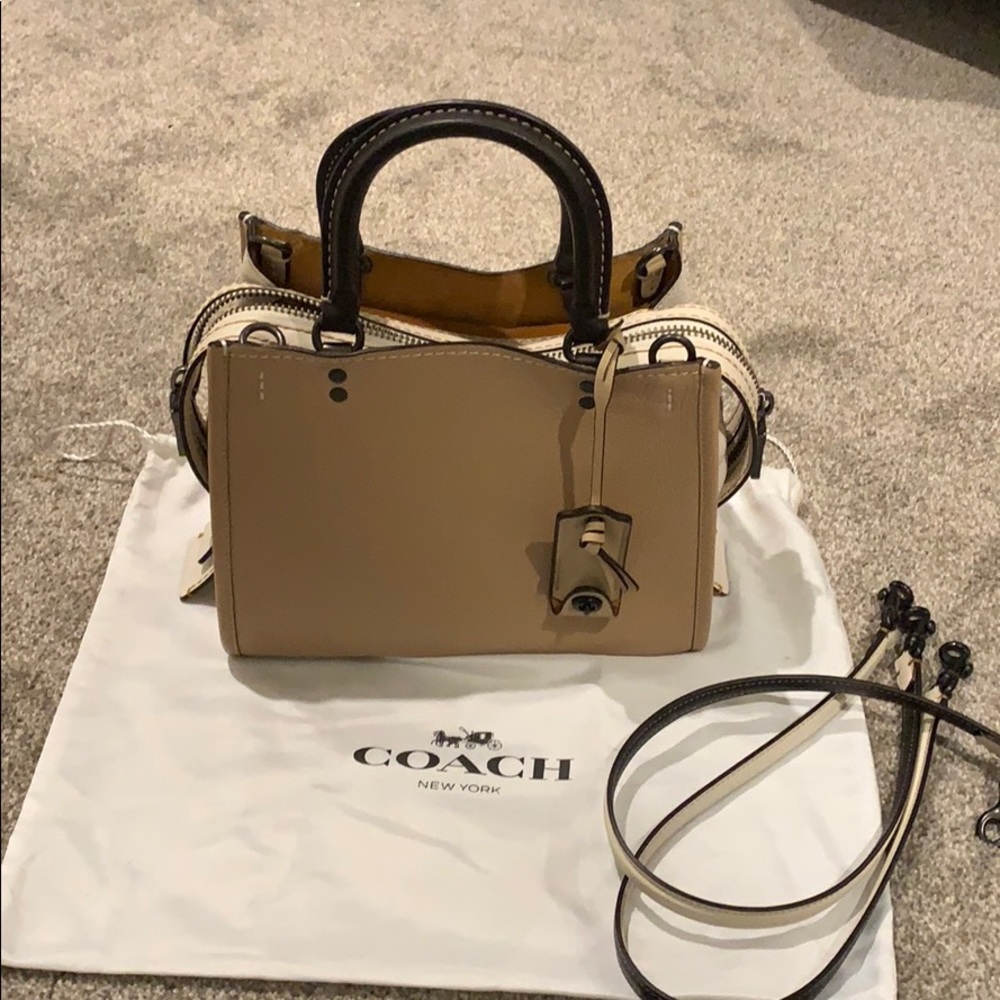 Coach Rogue 25 Beechwood
